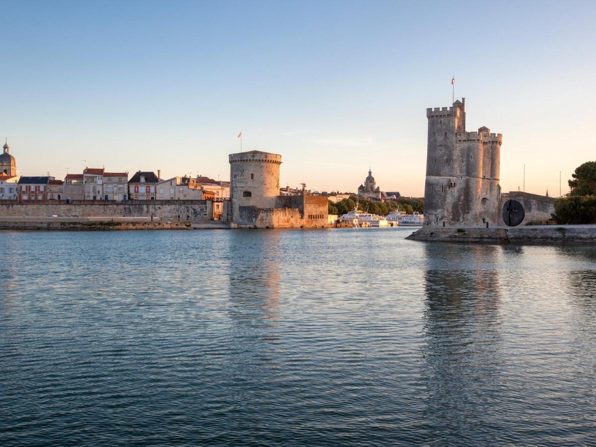 Cour Des Dames Bed & Breakfast La Rochelle  Exterior photo