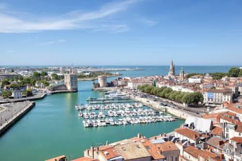 Cour Des Dames Bed & Breakfast La Rochelle  Exterior photo