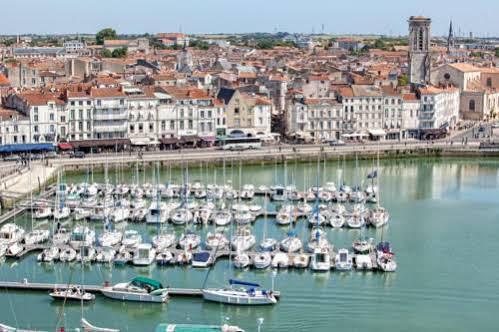 Cour Des Dames Bed & Breakfast La Rochelle  Exterior photo