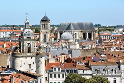 Cour Des Dames Bed & Breakfast La Rochelle  Exterior photo